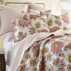 Deals ✨ Palladium Floral Quilt and Pillow Sham Set - Levtex Home 👏