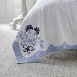 Best deal 🌟 Rosaleen Quilt Blue/White - Laura Ashley 🎉 -Quilts Online Shop unnamed file 1288
