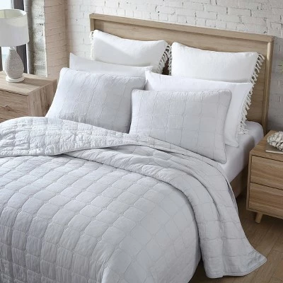 Best Sale π Hexagon Quilt & Sham Set - Tommy Bahama White π 3 Best Sale π Hexagon Quilt & Sham Set - Tommy Bahama White π