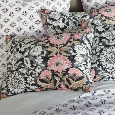 New π₯ Loretta Quilt and Pillow Sham Set - Levtex Home π 4 New π₯ Loretta Quilt and Pillow Sham Set - Levtex Home π - Image 2