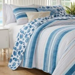 Top 10 😍 Pebble Beach Quilt & Sham Set Blue - Greenland Home Fashions ⌛