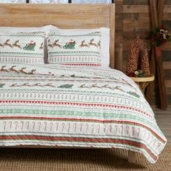 Best deal 🔥 Great Bay Home Reversible Christmas Stripes 3-Piece Quilt Set With Shams Festive Collection 👏 -Quilts Online Shop unnamed file 2788