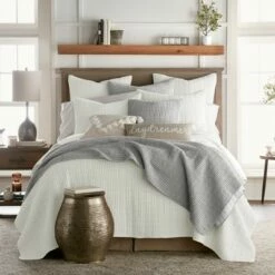 Brand new β¨ Mills Waffle Quilt and Pillow Sham Set - Levtex Home β€οΈ