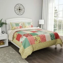 Deals 👏 Hastings Home Hypoallergenic/Soft Microfiber Sweet Dreams Patchwork Pastel Floral Print Quilt & Sham Set Multicolored ✔️