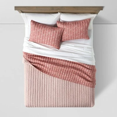 Discount 𧨠Reversible Printed Voile Paisley Quilt - Threshold⢠â 5 Discount 𧨠Reversible Printed Voile Paisley Quilt - Threshold⢠â - Image 3