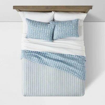 Top 10 👏 Reversible Printed Voile Floral Quilt - Threshold™ 🤩 5 Top 10 👏 Reversible Printed Voile Floral Quilt - Threshold™ 🤩 - Image 3