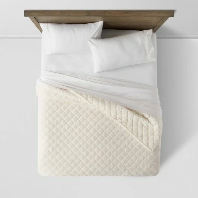 Buy 🔥 Sherpa & Plush Reversible Quilt - Threshold™ Cream 🔔 4 Buy 🔥 Sherpa & Plush Reversible Quilt - Threshold™ Cream 🔔 - Image 2