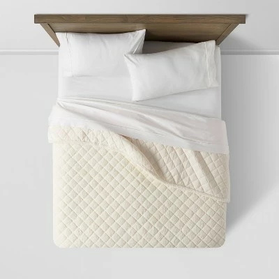 Buy 🔥 Sherpa & Plush Reversible Quilt - Threshold™ Cream 🔔 5 Buy 🔥 Sherpa & Plush Reversible Quilt - Threshold™ Cream 🔔 - Image 3