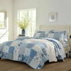 Coupon 💯 Laura Ashley Paisley Patchwork Quilt Set 🛒 -Quilts Online Shop unnamed file 4090