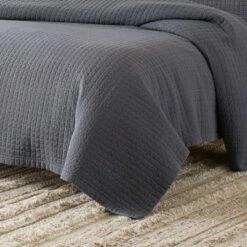 Outlet 🎉 Sleep Soft Quilt & Sham Set - ED Ellen DeGeneres Blue 🔥 -Quilts Online Shop unnamed file 461