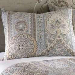 Outlet π― Casablanca Grey Quilt and Pillow Sham Set - Levtex Home π 10 Outlet π― Casablanca Grey Quilt and Pillow Sham Set - Levtex Home π -Quilts Online Shop unnamed file 658