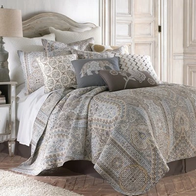 Outlet π― Casablanca Grey Quilt and Pillow Sham Set - Levtex Home π 8 Outlet π― Casablanca Grey Quilt and Pillow Sham Set - Levtex Home π - Image 6