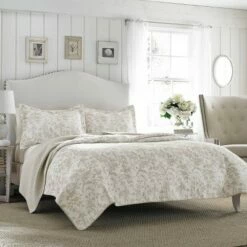 Best reviews of ❤️ Gray Amberley Quilt Set - Laura Ashley ❤️
